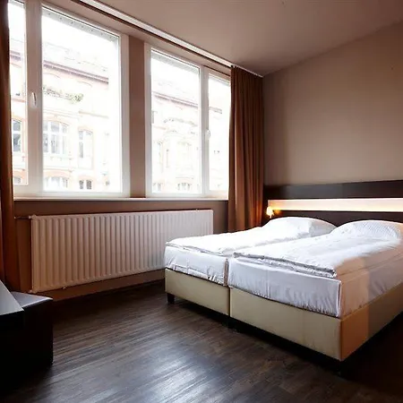 Hotel Smart